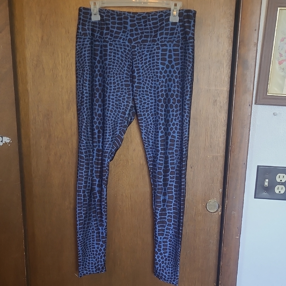 Blue Crocodile Print Leggings